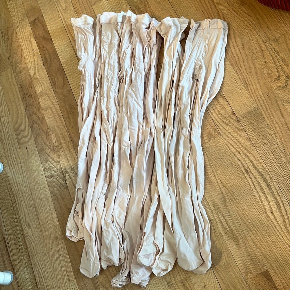 6 pairs of used pink ballet tights in very good condition